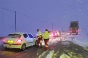 نجاتگران زنجان به بیش از چهار هزار نفر در راه مانده امداد رسانی کردند