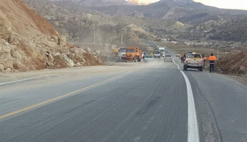 فرماندار شهرستان طارم راه منجیل به طارم بازگشایی شد