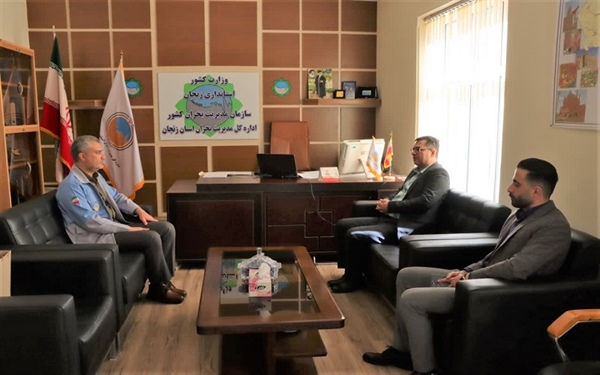 دیدار مهندس خواجه ای مدیرکل بنیاد مسکن انقلاب اسلامی استان با دکتر حقیقی مدیرکل مدیریت بحران و بررسی مسائل حوزه مدیریت بحران