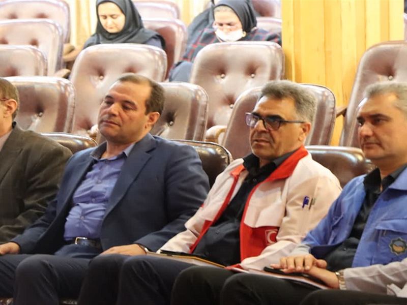 کارگاه آموزشی آمادگی و اقدامات ایمنی در شرایط جنگی برای کارکنان استانداری زنجان برگزار شد.