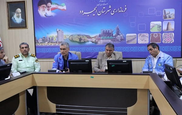 مانور ساعت صفر و عملیاتی زلزله در شهرستان ایجرود برگزار شد.
