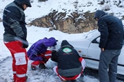 نجاتگران زنجان به ۲۰۷ شهروند گرفتار در برف و کولاک امدادرسانی کردند