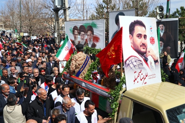 امدادگران، مردان بی ادعای کمک رسانی در جنگ