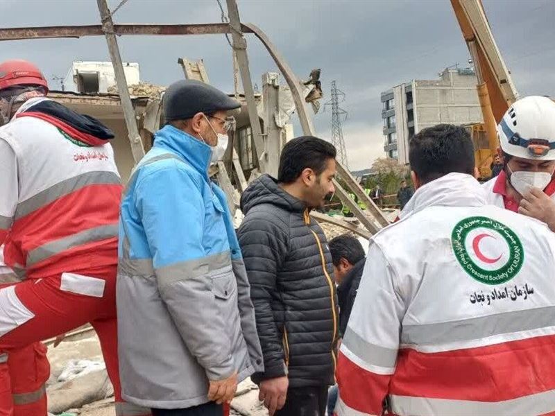 هلال احمر نماد اندیشه‌های نیک‌ و بشردوستانه