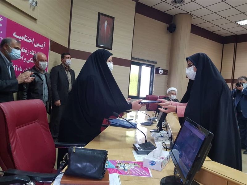 آیین اختتامیه طرح ملی کمند در استان با حضور دکتر ابتکار معاون رییس جمهور، دکتر نجفیان  ریاست دانشگاه  زنجان ، بلوری مدیر کل امور زنان و خانواده و  دانشجویان بصورت مجازی برگزار گردید .