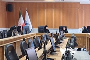 نشست صمیمی سرپرست دفتر امور زنان و خانواده استانداری با دانشجویان دختر