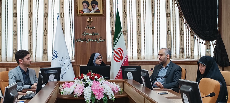 بازدید مدیرکل دفتر امور زنان و خانواده از مرکز رصد جمعیت اداره کل ثبت احوال استان