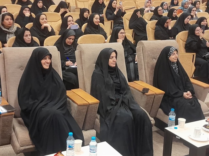 سومین نشست مشاورین زنان و خانواده دستگاه‌های اجرایی استان زنجان برگزار شد