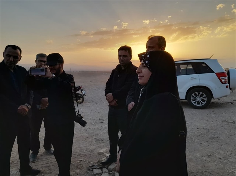 بازدید مدیرکل دفتر امور زنان و خانواده استانداری زنجان به همراه نماینده ولی‌فقیه در استان از پروژه اراضی لیل آباد