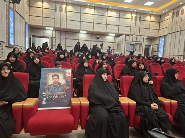 حضور مدیرکل دفتر امور زنان و خانواده استانداری زنجان در  رویداد رسانه‌ای طنين ویژه بانوان استان