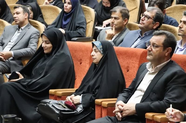 حضور مدیرکل دفتر امور زنان و خانواده استانداری در افتتاحیه طرح ملی «توانا»