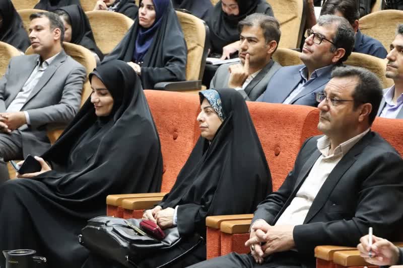 حضور مدیرکل دفتر امور زنان و خانواده استانداری در افتتاحیه طرح ملی «توانا»