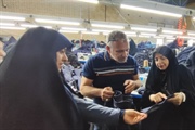 مدیرکل دفتر امور زنان و خانواده استانداری از کارگاه تولیدی پوشاک...