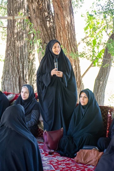 نقش بی‌بدیل بانوان در صیانت از گنجینه‌های طبیعی زنجان