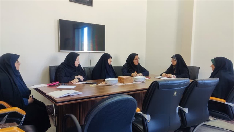 سه بانوی کارآفرین استان تجلیل می شوند