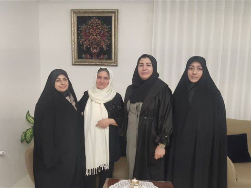 تجلیل از همسر زنده‌یاد مهندس نوروزی به مناسبت روز زن