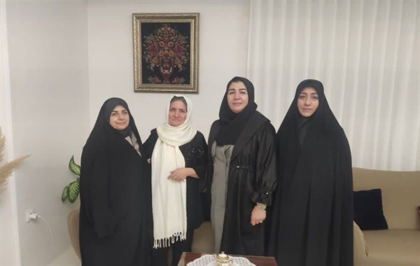 تجلیل از همسر زنده‌یاد مهندس نوروزی به مناسبت روز زن
