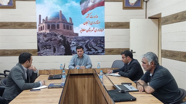 جلسه بررسی طرح درختکاری مسیر ورودی شهر