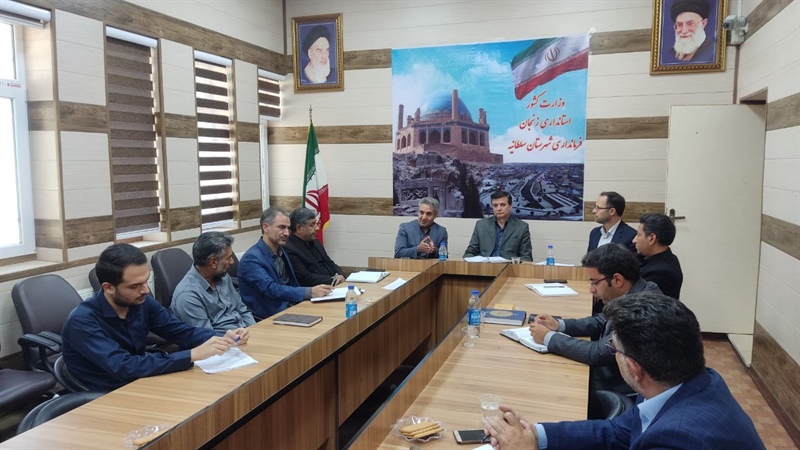 جلسه شورای پشتیبانی سواد آموزی شهرستان سلطانیه
