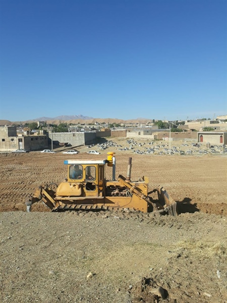 🔸تسطیح زمینهای اطراف آرامستان در روستای یامچی جهت احداث دیوار ، ساخت سرویس بهداشتی و بازسازی غسالخانه با اعتباری بالغ بر ۳۰۰میلیون ریال با مشارکت اهالی   👈پیام توسعه آبادی @P_T_Abadi