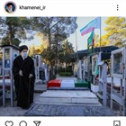 📷 تصویری از حضور صبح امروز رهبر انقلاب در گلزار شهدا  👈پیام توسعه آبادی @P_T_Abadi
