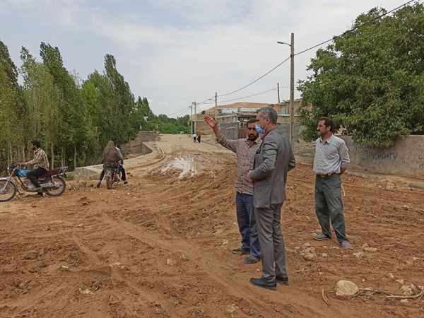 🔺بازدید حقیقی بخشدار مرکزی زنجان از روستای دهشیرعلیا و بررسی خسارات ناشی از سیل روز گذشته