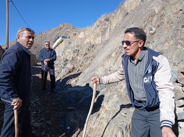 بازدبد میدانی دکتر حسنلوفرد بخشدار محترم مرکزی زنجان به اتفاق مهندس نصیری مقدم رئیس محترم آب و فاضلاب شهرستان زنجان از روستاهای:  ✅ همایون ↩️ بازدید از شبکه آب شُرب   ✅ شیلاندر ↩️ بازدید از منبع روست