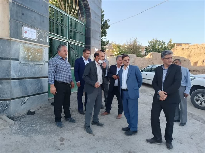 بازدید میدانی فرماندار شهرستان زنجان به اتفاق بخشدار مرکزی زنجان از روستای " حاج آرش"