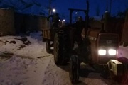 شن و نمک پاشی معابر روستای اند آباد سفلی توسط دهیار محترم