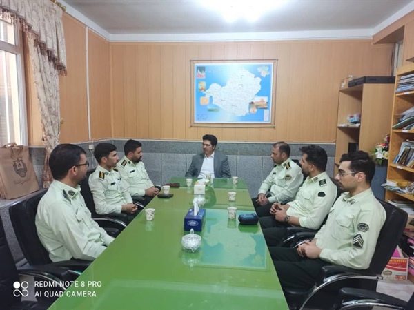 دیدار فرمانده پاسگاه انتظامی بخش بزینه رود به همراه کارکنان  بخشدار جدید بخش بزینه رود