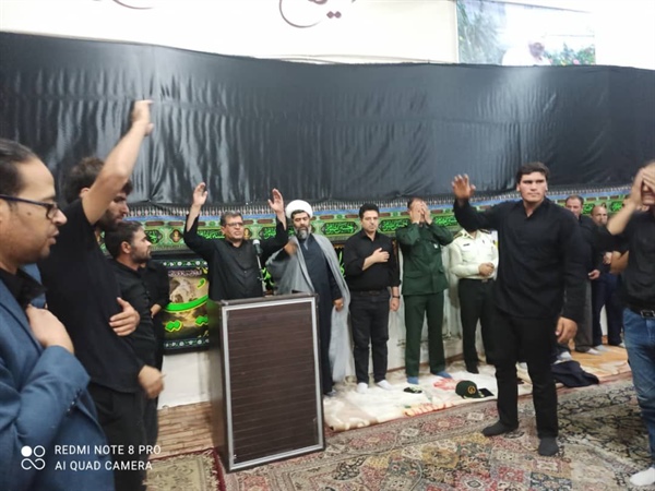 حضور بخشدار بزینه رود در مراسم عزاداری کمپ حیات شهر زرین رود