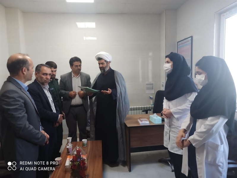 تقدیر از پزشکان بخش بزینه رودبه مناسبت روز پزشک