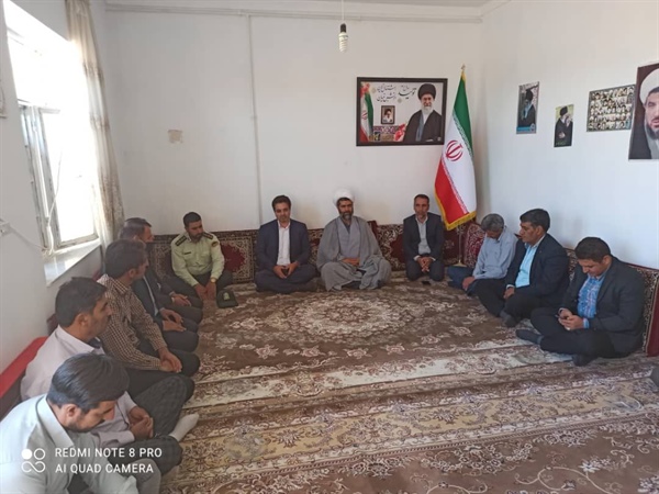دیدار بخشدار بزینه رود ورؤسای ادارات بخش با امام جمعه بخش بزینه رود به مناسبت هفته دولت