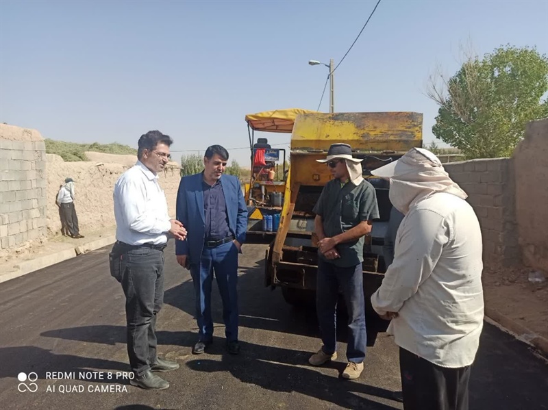 بازددید از عملیات آسفالت ریزی روستای استرود