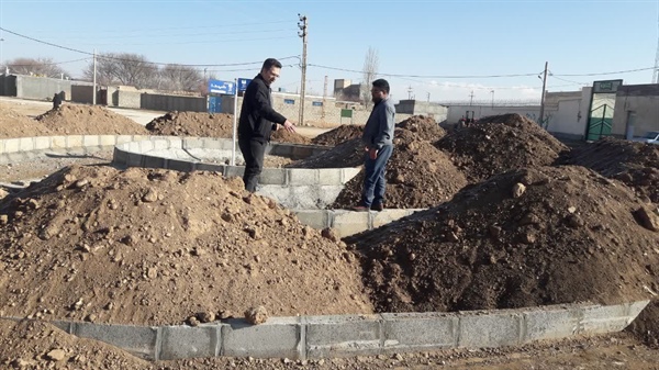 بازدید بخشدار ازپروژه زیرسازی وجدول گذاری معابر توزلو