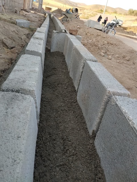 جدولگذاری معابر روستای آغوزلو