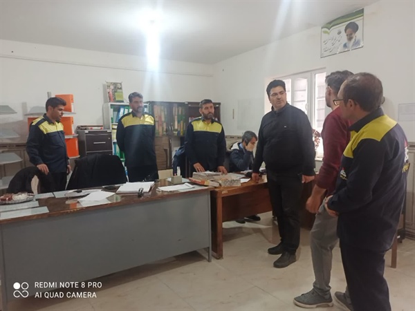 بخشدار بزینه رود از اداره گاز شهر زرین رود وبررسی برخی موارد ومشکلات مطرح بازید نمودند