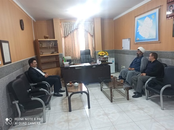 نشست بخشداربزینه رود با معاون سیاسی، امنیتی واجتماعی فرمانداری شهرستان و امام جمعه شهرو وبخش وهم اندیشی در خصوص برخی موضوعات مربوط به بخش