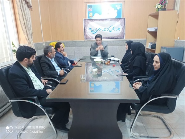 جلسه انجمن کتابخانه عمومی شهر زرین رود برگزار گردید