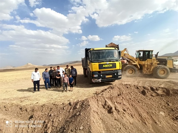 بازدید بخشدار بزینه رود از معدن شن و ماسه غلامویس