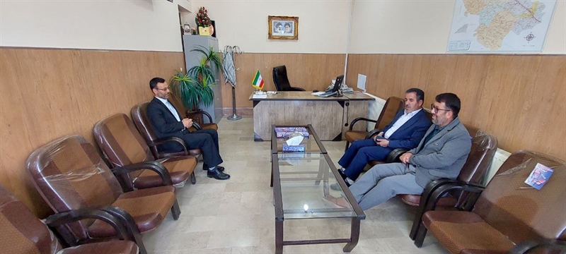 جلسه بخشدار افشار با رئیس اداره آب و فاضلاب شهرستان خدابنده