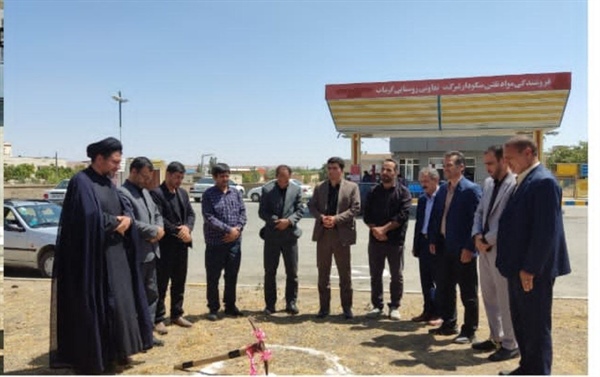کلنگ زنی سکوی جدید جایگاه سوخت شهر گرماب