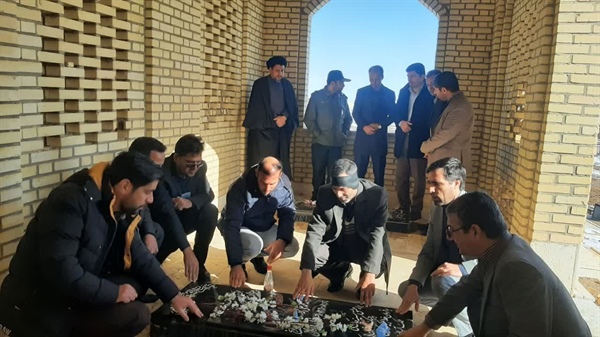 مراسم غبار روبی مزار شهدا به مناسب فرا رسیدن دهه مبارک فجر