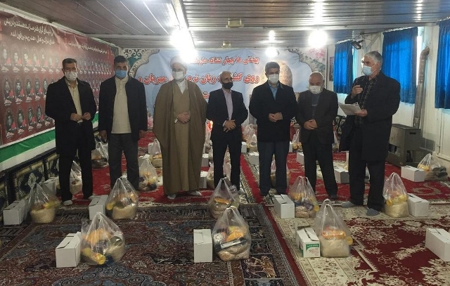 رزمایش مواسات همدلی و کمک مومنانه با همت بخشدار در آستان مقدس امامزاده اسماعیل