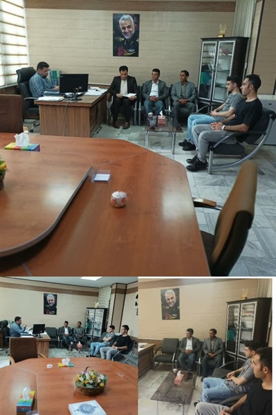 دیدار مدیران کانال رسانه های اجتماعی روستاهای بخش مرکزی با مهندس نژاد حسینی بخشدار محترم خرم دره