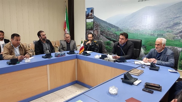 برگزاری نشست دهیاران بخش چورزق