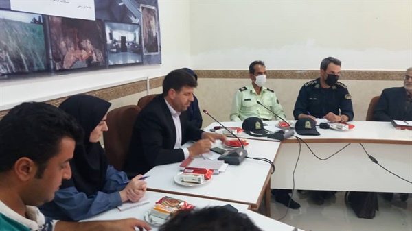 دومین جلسه هم اندیشی دهیاران بخش مرکزی شهرستان ایجرود درسالن جلسات بخشداری مرکزی ایجرود
