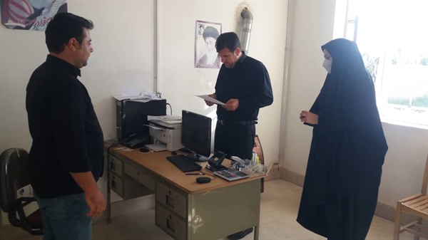 بازدید بخشدار بخش مرکزی جناب آقای مهندس اسکندری وکارشناس فنی( خانم اسکندری ) از دهیاری و معابر روستای ینگی کند سیدلر