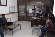 جلسه بخشداربخش مرکزی با دهیار محترم روستای احمدکندی و معتمدین...