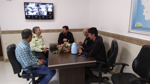 جلسه بررسی مشکلات نگهبان محله روستای سعیدآباد با حضور بخشدار مرکزی جناب آقای مهندس اسکندری،معاونت محترم نیروی انتظامی شهرستان جناب سرهنگ مقدم وشورای اسلامی ودهیاری سعیدآباد
